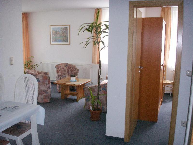Haus Bernstein Ferienwohnungen Goehren  Εξωτερικό φωτογραφία